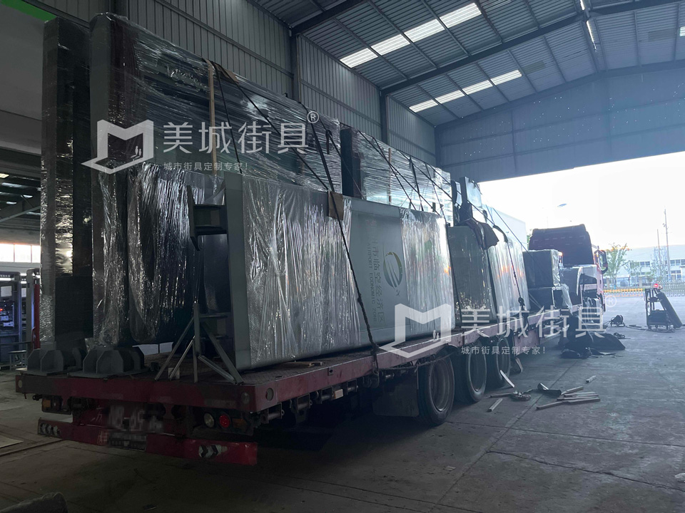 湖(hú)北鄂州公(gōng)交候車(che)亭髮(fa)貨